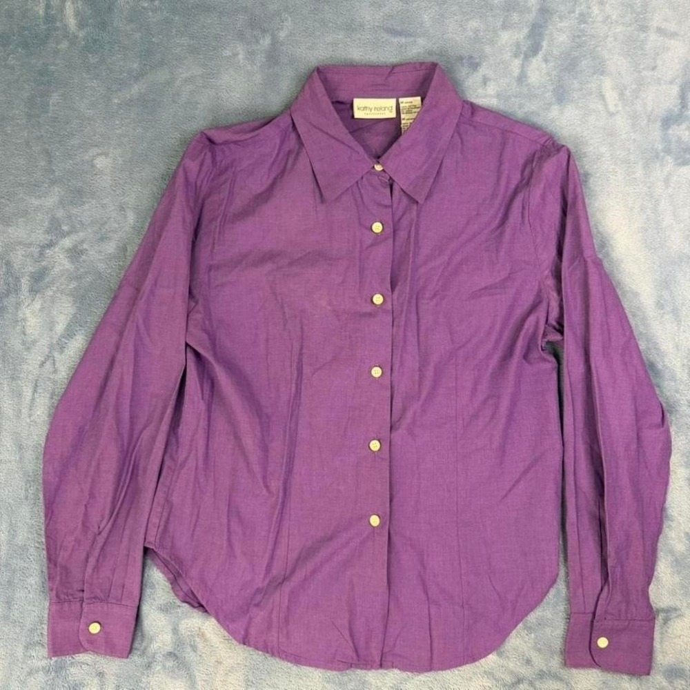 Kathy Ireland purple button up shirt women  Size M